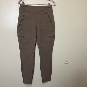 Athleta Taupe Ankle Cargo Pants. Beige. Size 10.